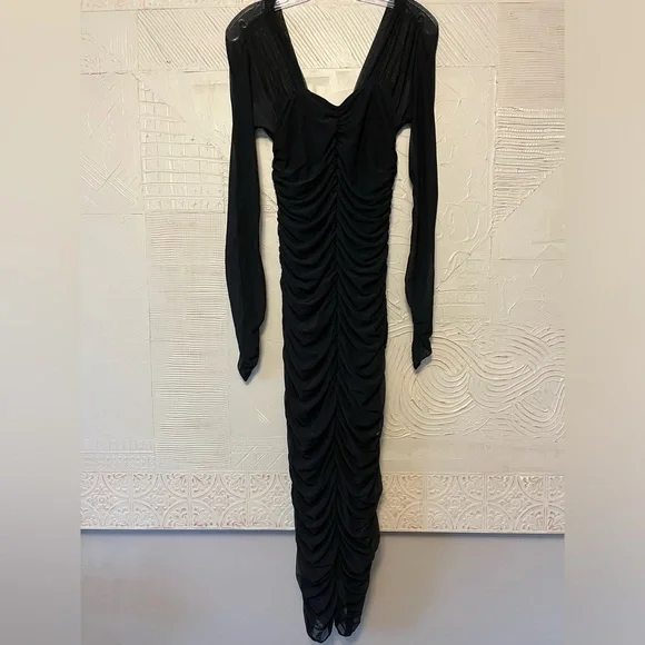 farm rio bright flora long sleeve dress FARM Rio Cut-Out Long Sleeve Maxi Dress main image 0